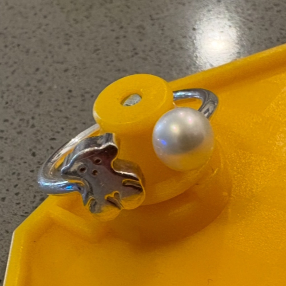 Tous ring